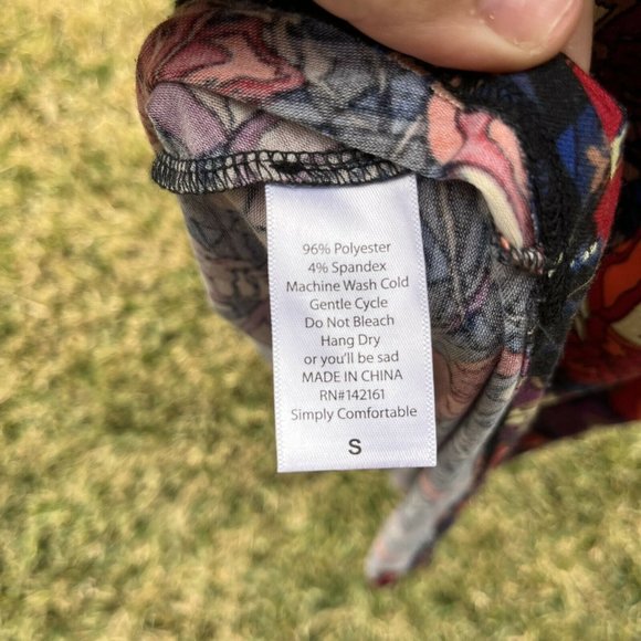 LuLaRoe Carly Swing Dress Women's size Small Short Sleeve Flower Pattern - Picture 6 of 6